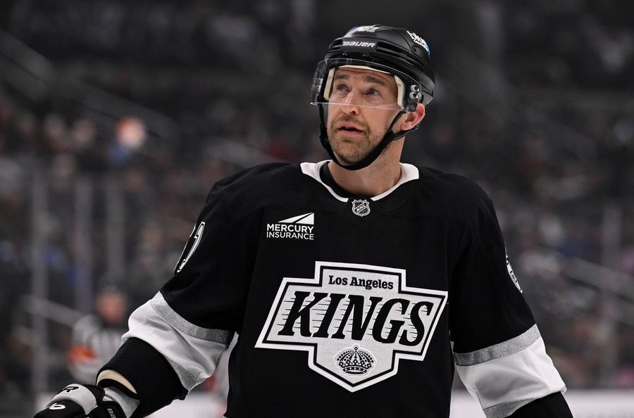 2-time Stanley Cup champion Trevor Lewis retires