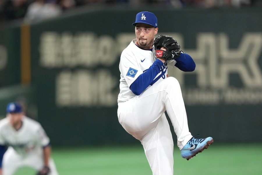MLB: Spring Training-Los Angeles Dodgers at Hanshin Tigers