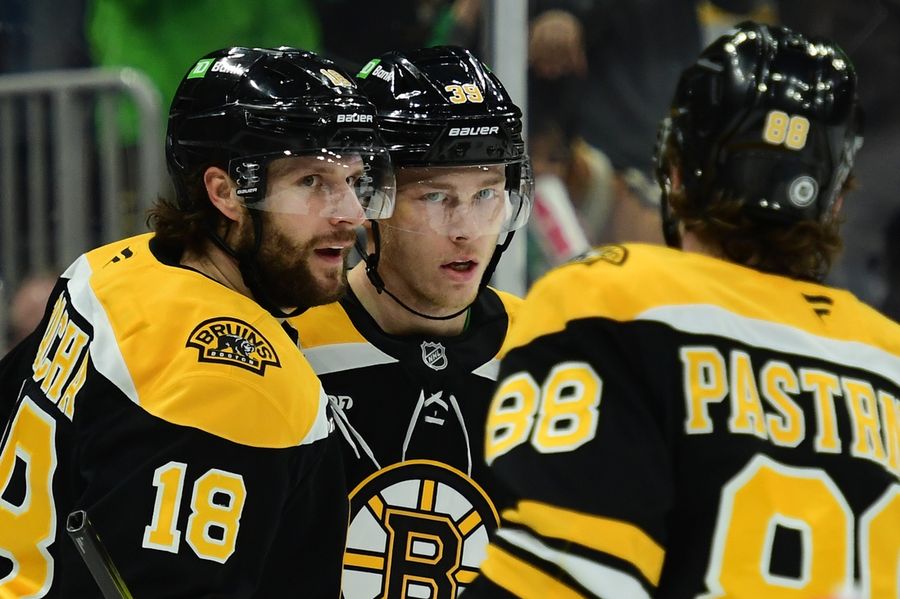 NHL: Buffalo Sabres at Boston Bruins