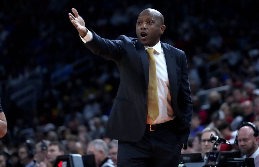 NCAA Basketball: NCAA Tournament First Round-Drake at Missouri