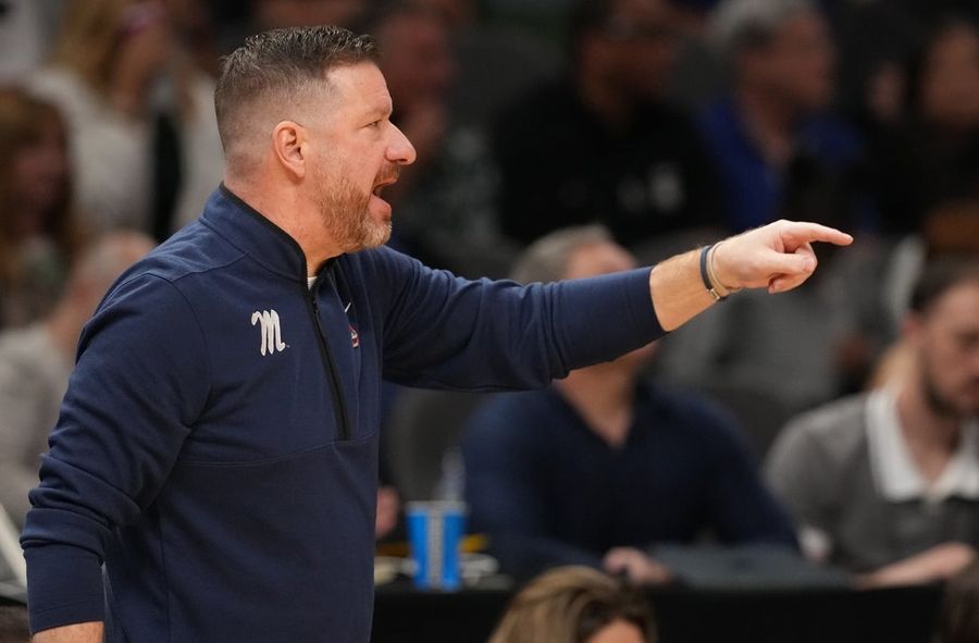 Malik Dia's milestone night leads Ole Miss past SE Louisiana