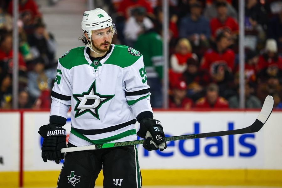NHL: Dallas Stars at Calgary Flames