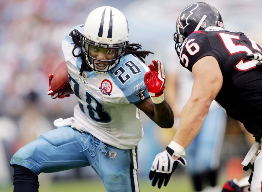 Former NFL RB Chris Johnson reveals ALS battle