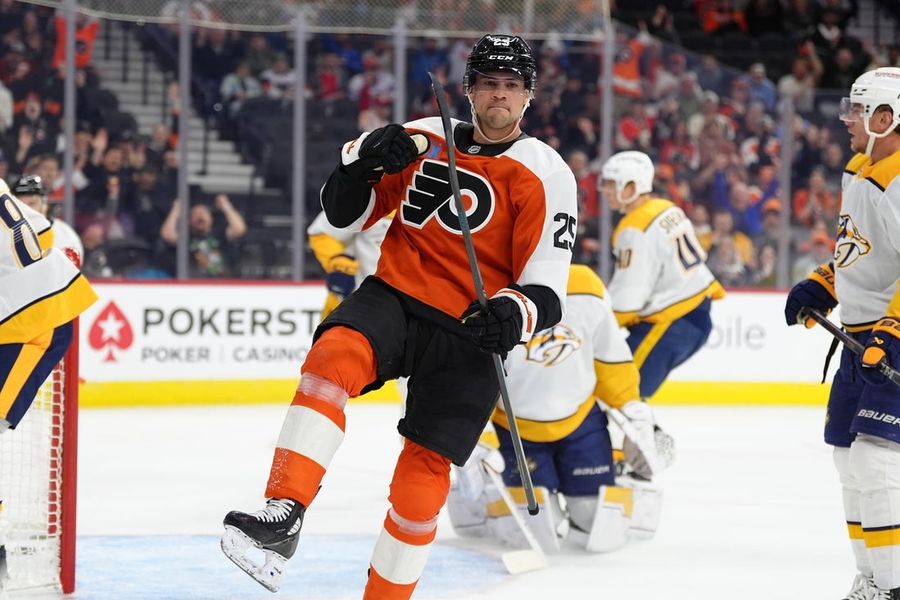 Matvei Michkov plays key role as Flyers edge Predators