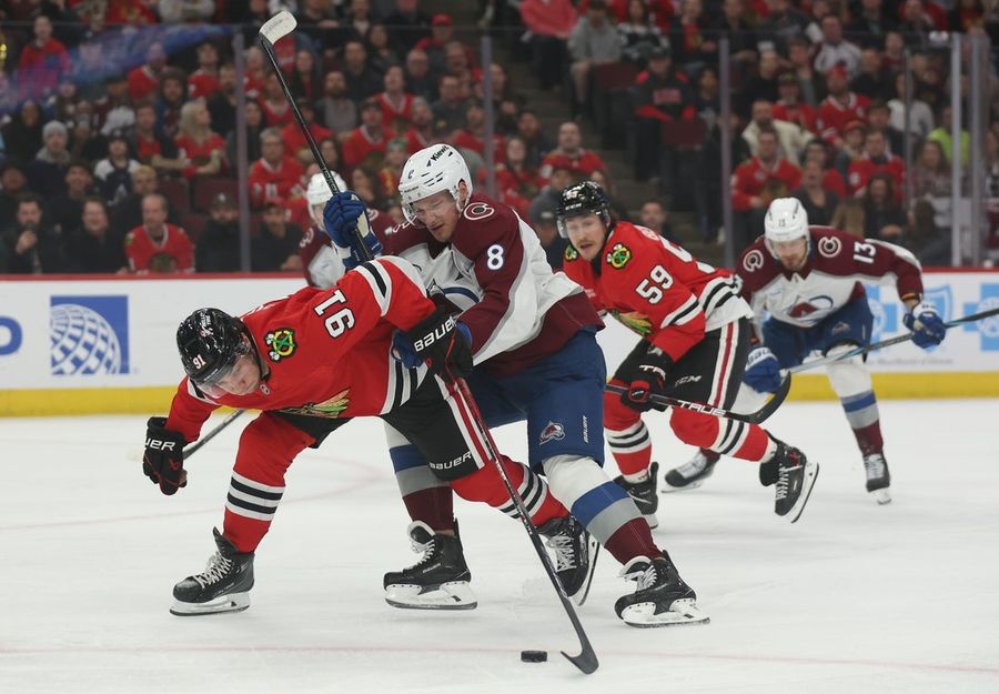 Avalanche rally late, upend Blackhawks in shootout