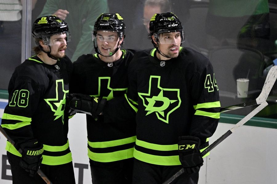 NHL: Nashville Predators at Dallas Stars