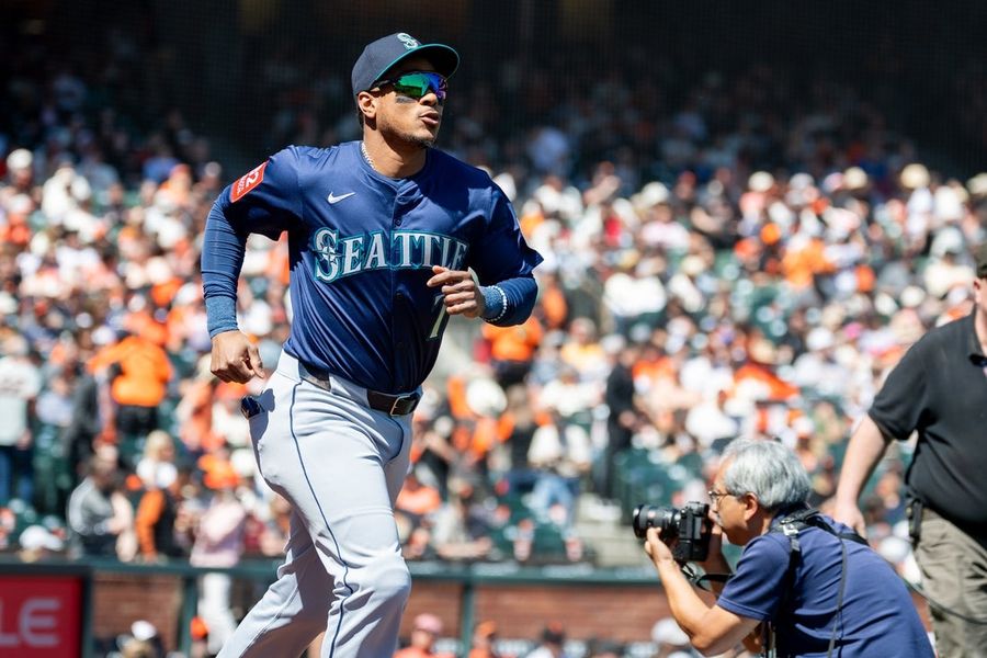 MLB: سياتل مارينر في سان فرانسيسكو عمالقة