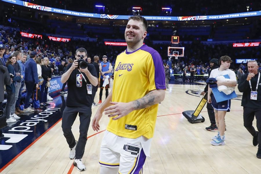 Lakers' Luka Doncic expects emotional evening in his return to Dallas   