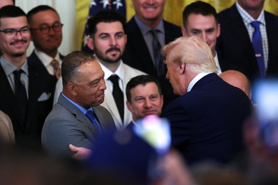 Champion Dodgers solidify plans for White House return