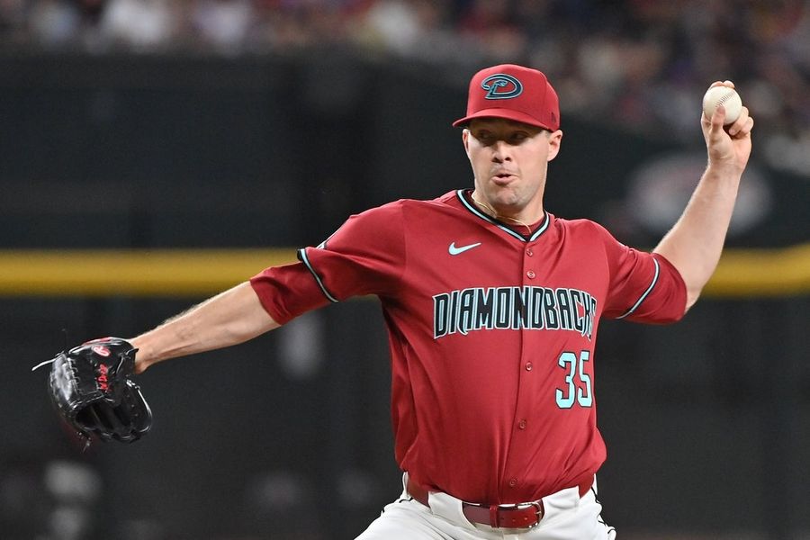 MLB: Milwauki Bruers in Arizona Diamondback