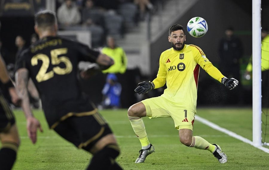 MLS: تم عقد Shan Jose Oarmquakes في Lafkk