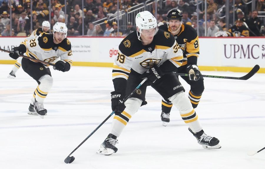 NHL: Boston Bruins at Pittsburgh Penguins