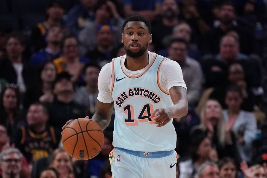 NBA: San Antonio Spurs at Golden State Warriors