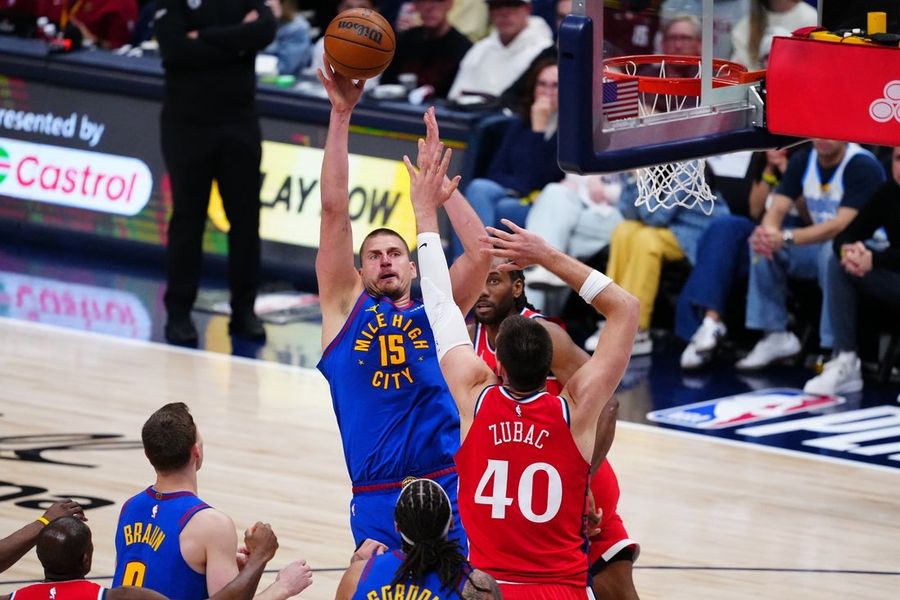 الدوري الاميركي للمحترفين: Playpers في Playoff S-Los Angeles Clips Denver Nugus