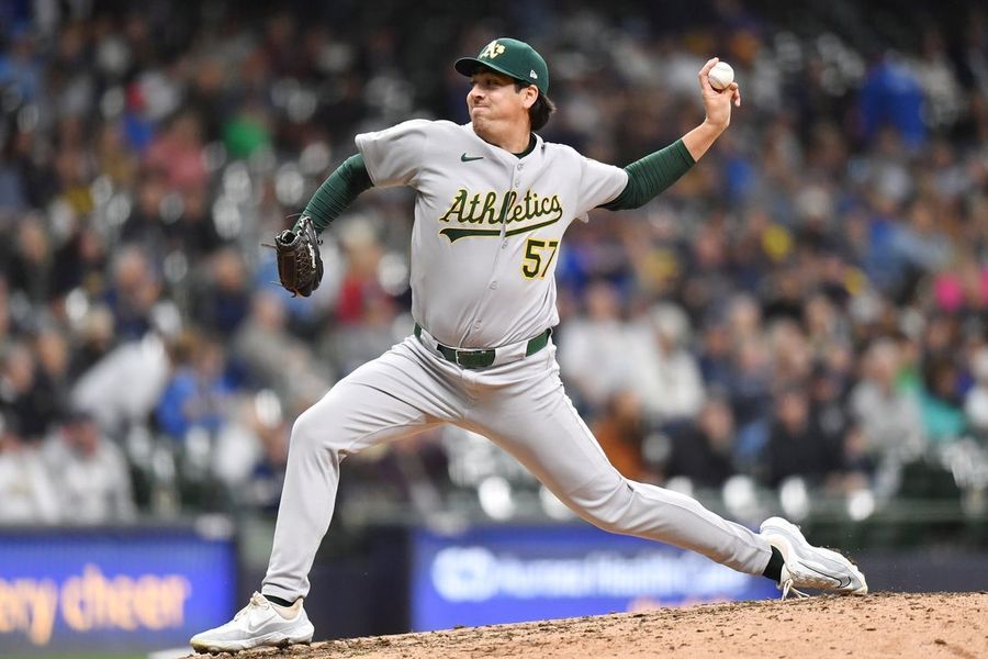 MLB: Athletics in Milwauki Brucers