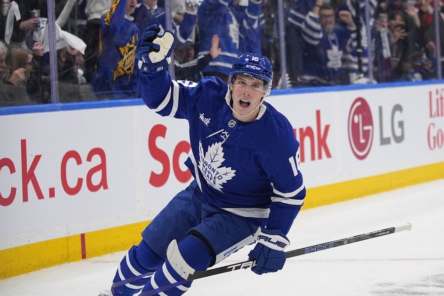 Mitch Marner, Maple Leafs thrash Senators 6-2 in series opener