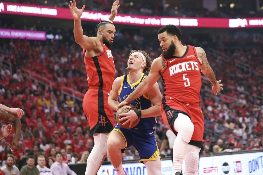 NBA: Golden State Warriors on Playofs-Gold Ricket