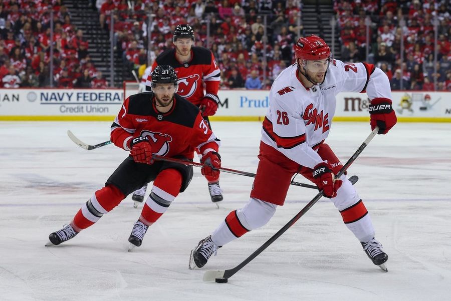 NHL: Stanley Cup Playoffs-Carolina Hurricanes at New Jersey Devils