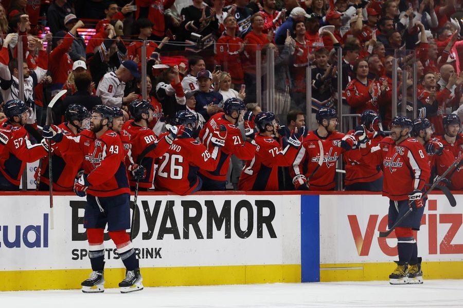 NHL: Stanley Cup Playoffs-Montreal Canadiens at Washington Capitals