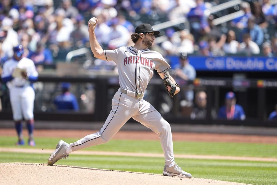 MLB: Arizona Diamondback in New York Mets