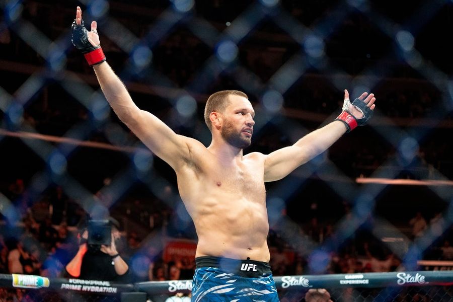 UFC Fight Night: Reinier de Ridder defeats Robert Whittaker by split decision