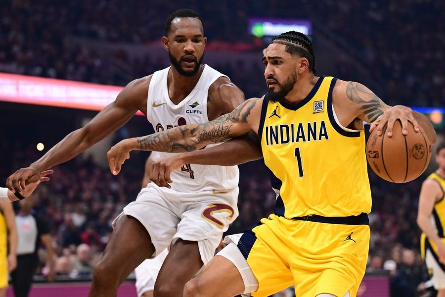 Pacers take Game 1 in series vs. top-seeded Cavaliers