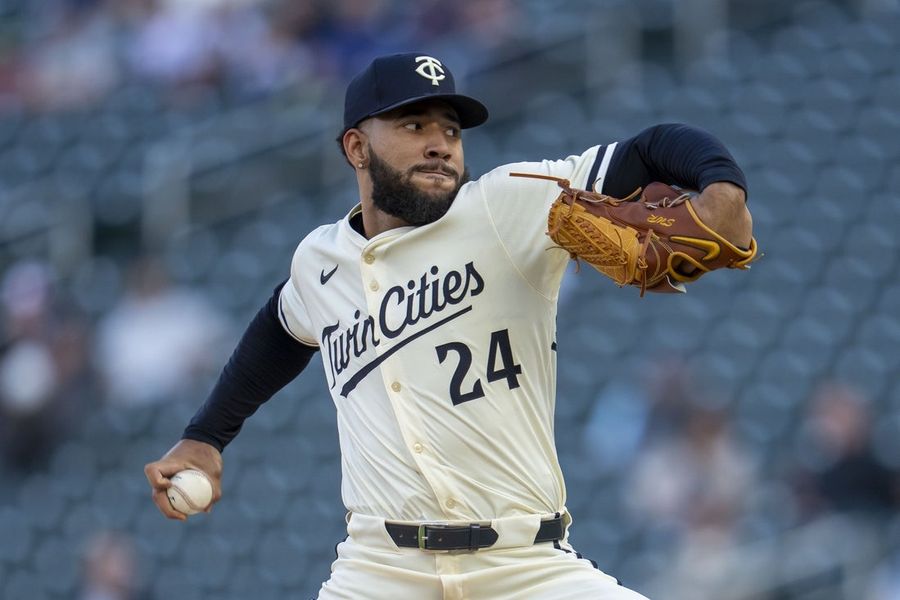 MLB: Baltimore Oriols in Minnesota Twins