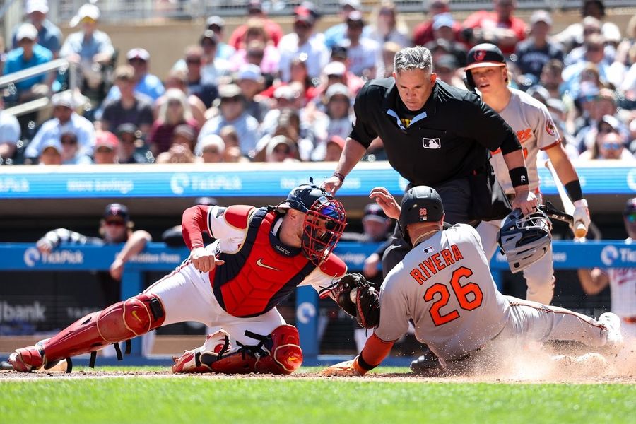 MLB: Baltimore Oriols in Minnesota Twins