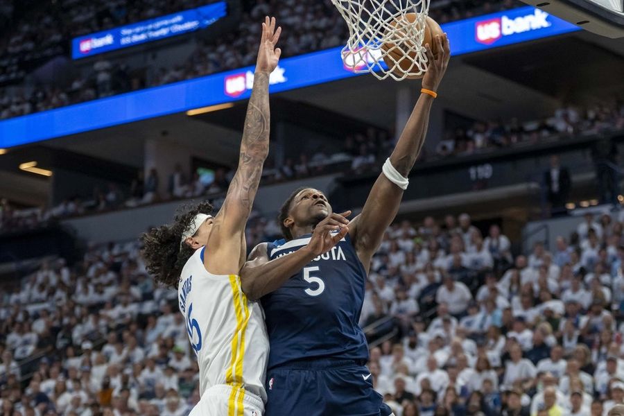 NBA: Playoffs-Golden State Warriors at Minnesota Timberwolves