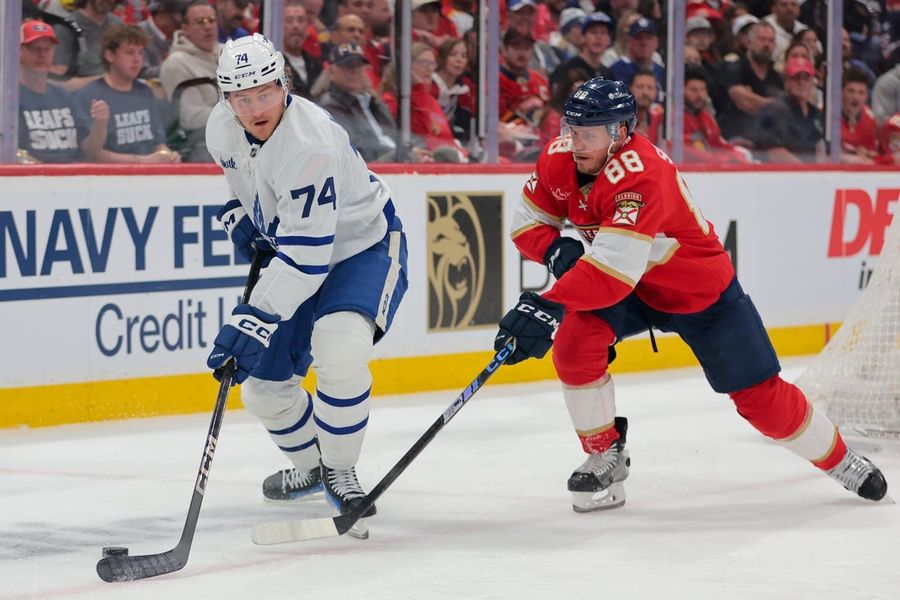 NHL: Toronto Maple Leafs at Florida Panthers