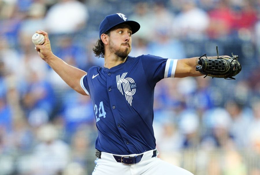 MLB: Boston Red Sox in Canasus City Royals