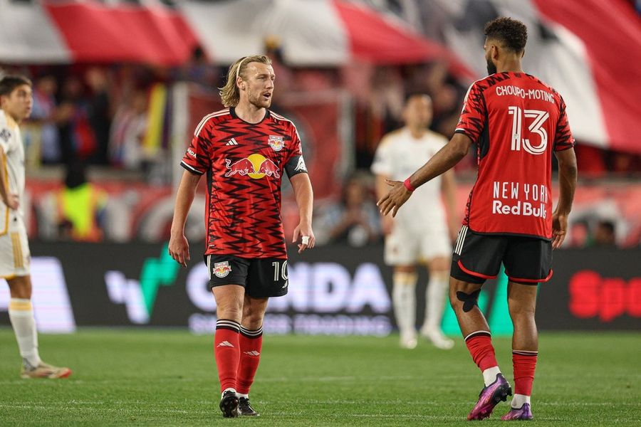MLS: LA Galaxy at New York Red Bulls