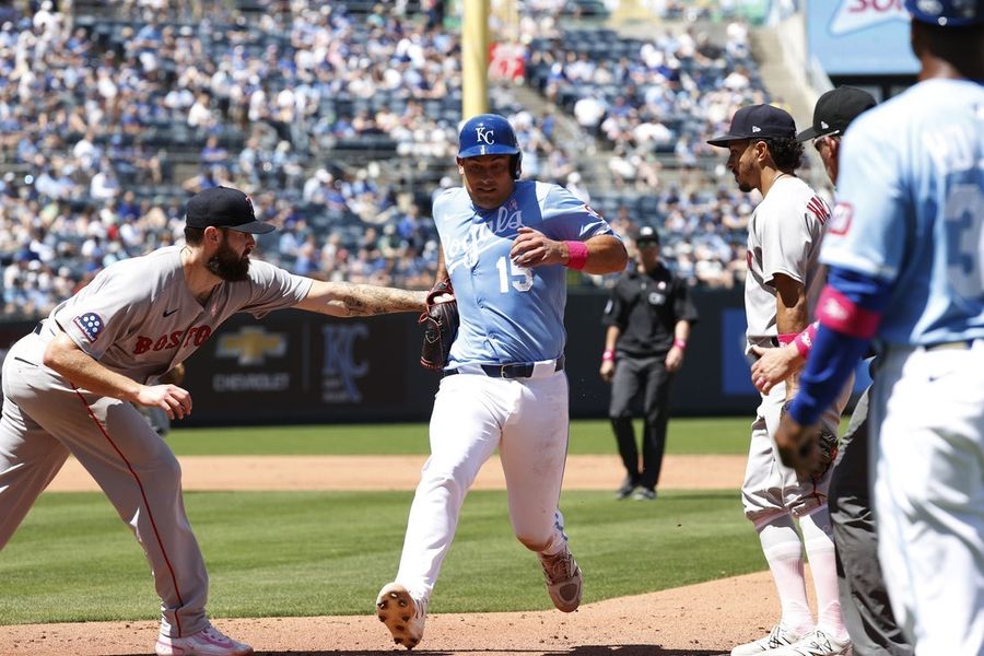 Lucas Giolito afinado y los Medias Rojas ganan la serie sobre los Reales