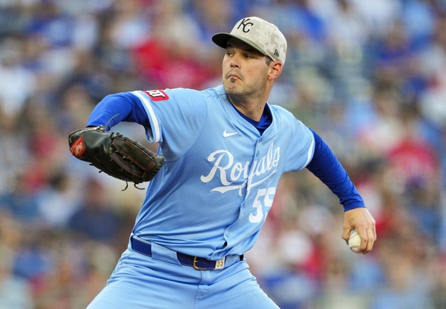 MLB: St. Louis Cardinals at Kansas City Royals