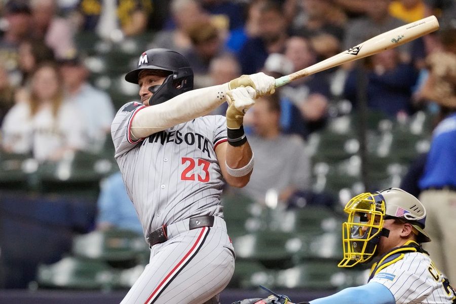 MLB: Minnesota twins in Milwoki Broovers