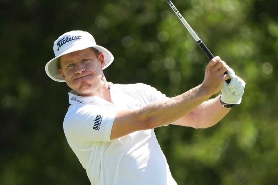 Peter Malnati (chest) WDs from Sanderson Farms