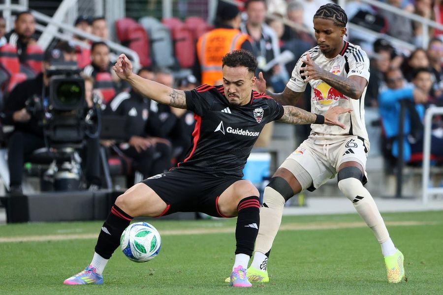 MLS: New York Red Bulls at D.C. United