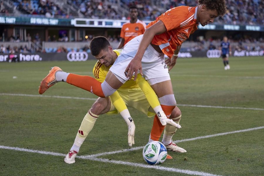 MLS: Houston Dynamo FC at San Jose Earthquakes