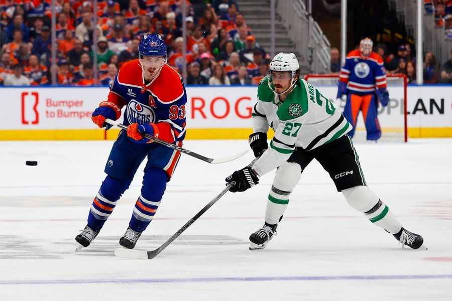 NHL: Stanley Cup Playoffs-Dallas Stars at Edmonton Oilers