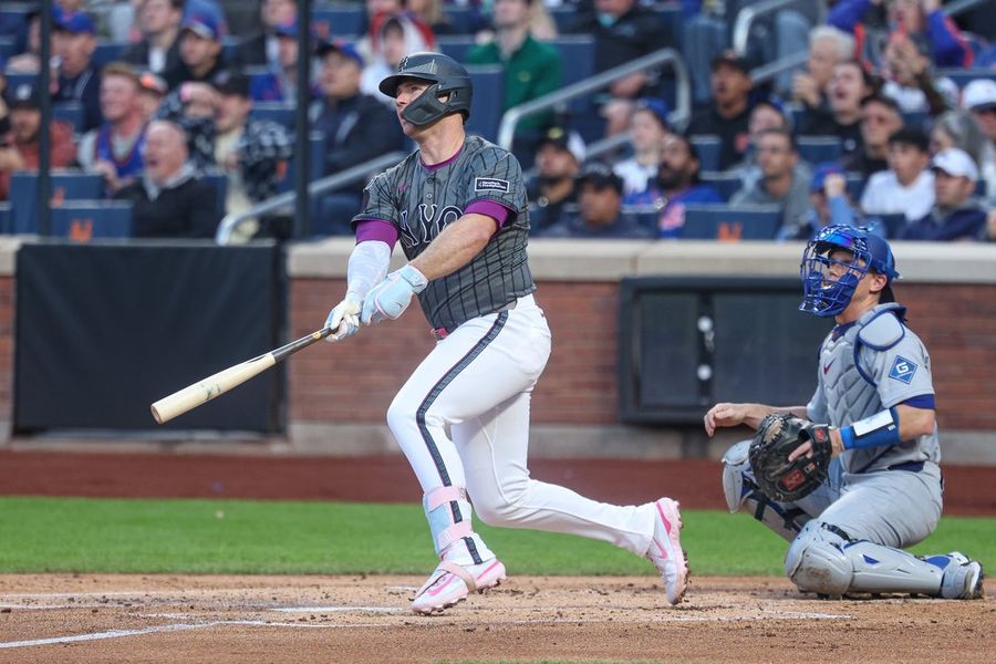 Deadspin | Pete Alonso homers, Mets take series from Dodgers