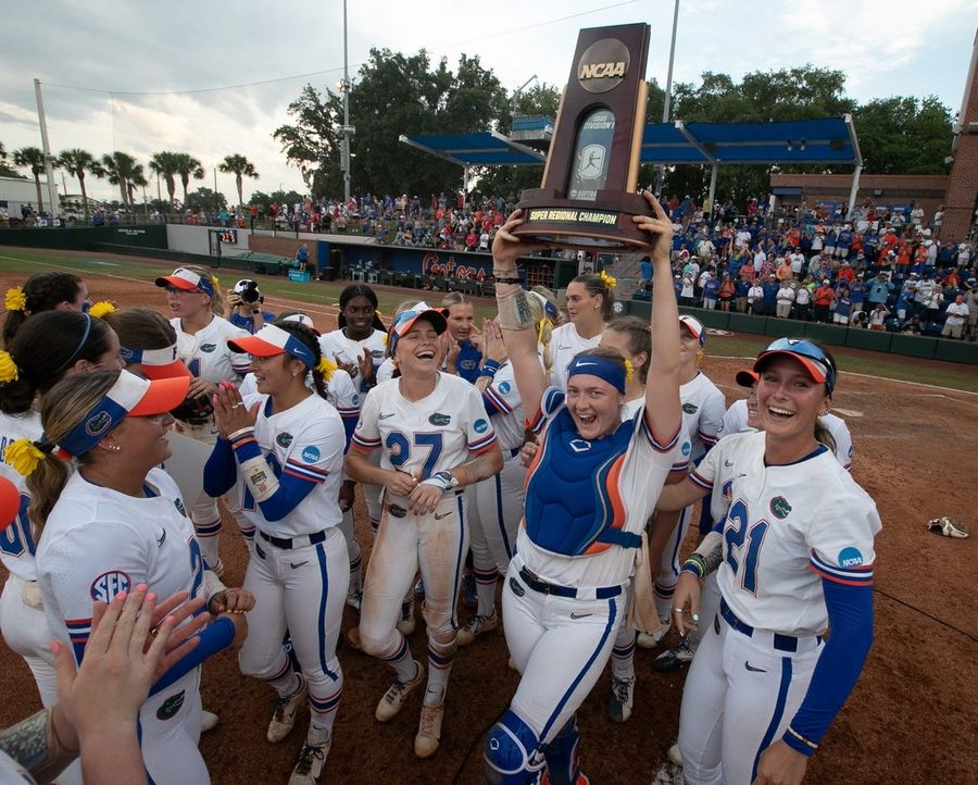 Syndication: Gainesville Sun