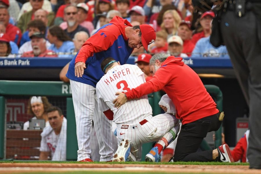 MLB: Atlanta Braves at Philadelphia Phillies