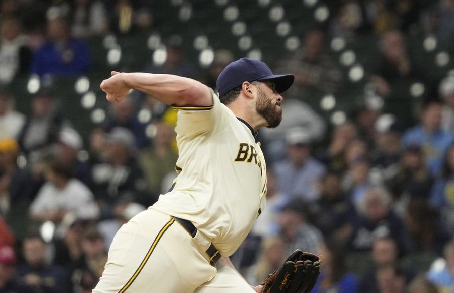 MLB: Boston Red Sox in Milwauki Brucers