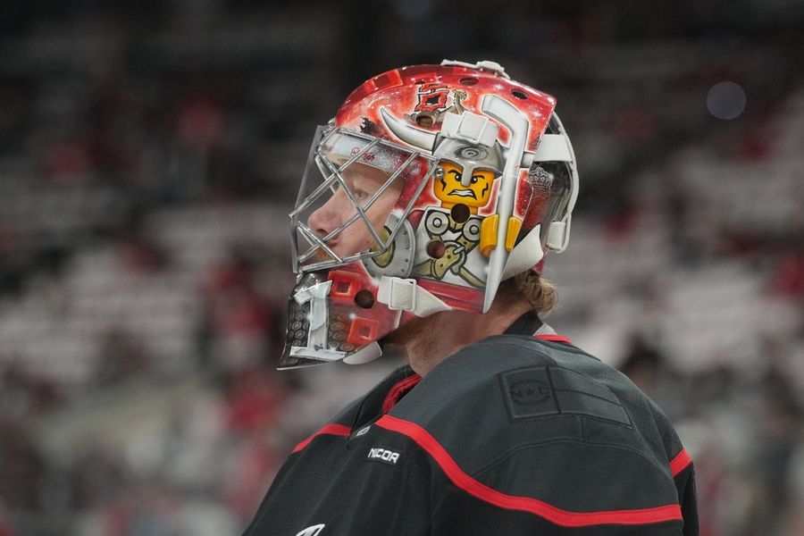 NHL: Stanley Cup Playoffs-Florida Panthers at Carolina Hurricanes
