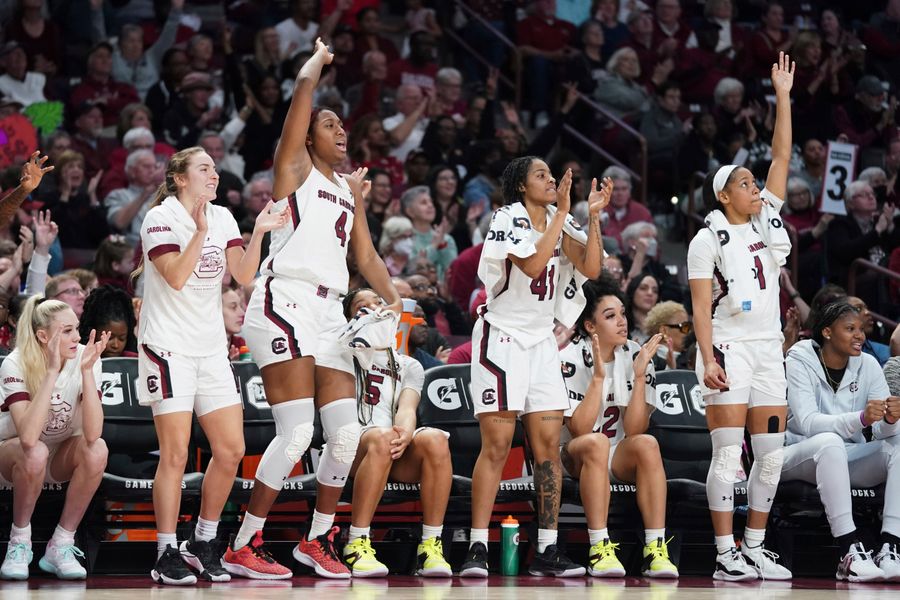 Women's sports get 6 minutes of coverage on ESPN and a conservative journo says there's a feminist agenda