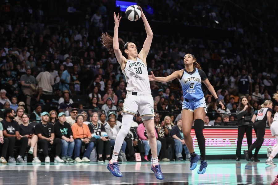 WNBA: Chicago Akash in New York Liberty