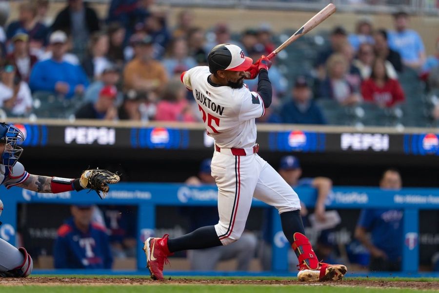 MLB: Texas Rangers in Minnesota Twins