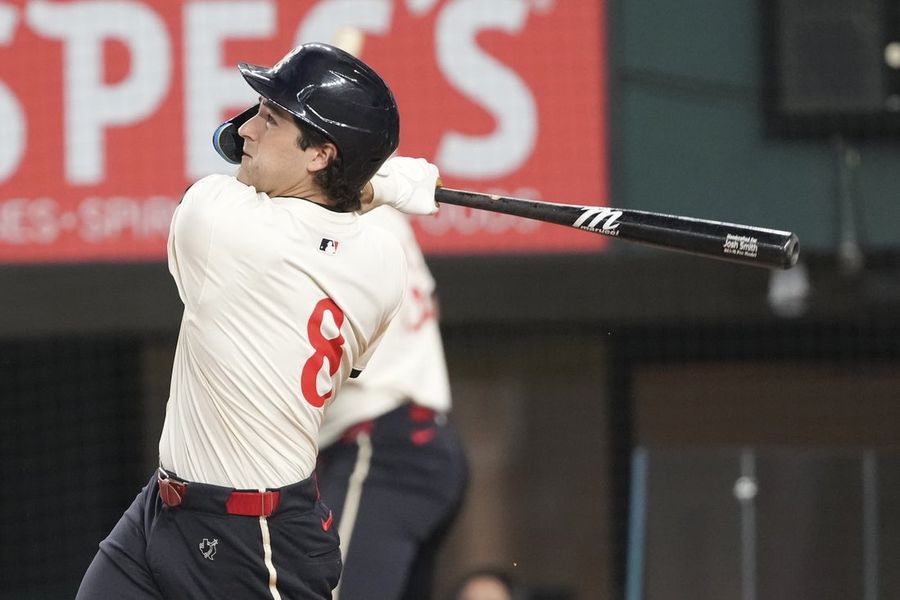 MLB: Chicago White Sox in Texas Rangers