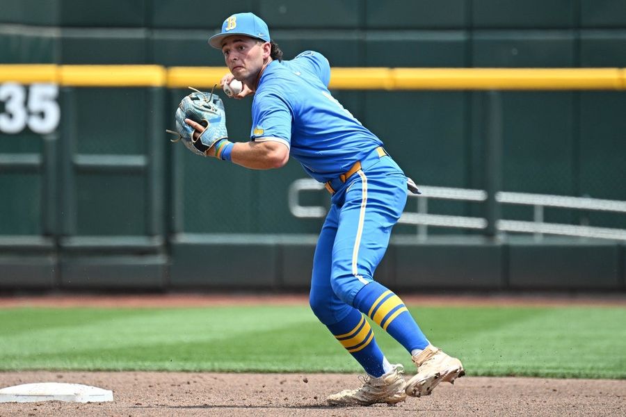 UCLA se corona como cabeza de serie número 1 al definirse los regionales de béisbol de la NCAA.