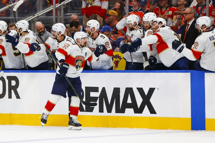 NHL: Stanley Cup Final-Florida Panthers in Admonton Oilers